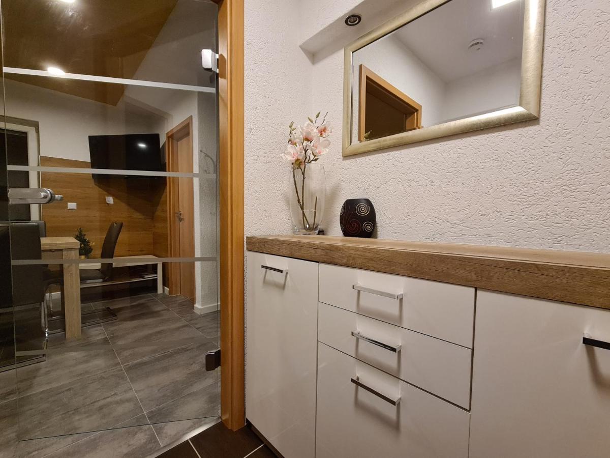 Exklusive Moderne 2 Zi. Wohnung In Ruhiger Lage Schechingen Экстерьер фото
